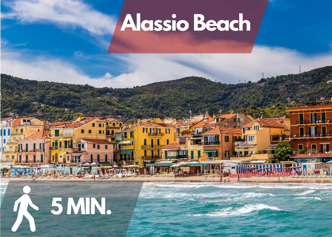 Private Garage, 300M From Sea In Alassio Centre 0*,  Italia